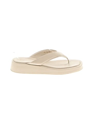 MNG Flip Flops (view 1)