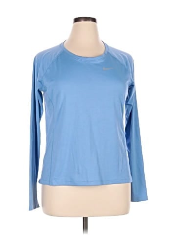 Nike Long Sleeve T-Shirt (view 1)