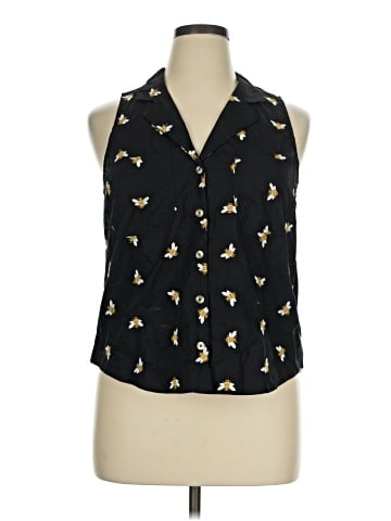 HD in Paris Sleeveless Blouse (view 1)