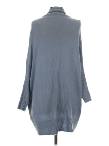 Subtle Luxury Cashmere Cardigan (view 2)