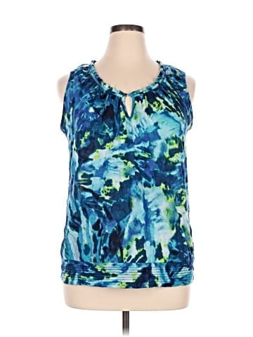 Daisy Fuentes Sleeveless T-Shirt (view 1)