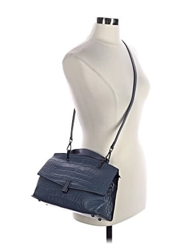 Unbranded Messenger (view 2)