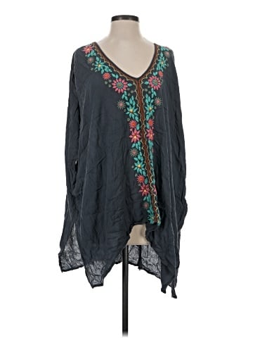 O'Neill 3/4 Sleeve Blouse (view 1)