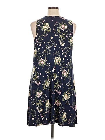 Old Navy Casual Dress (view 2)