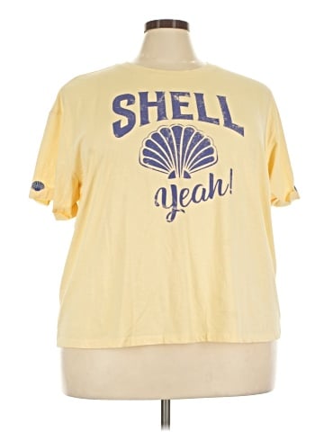 Maurices Short Sleeve T-Shirt (view 1)