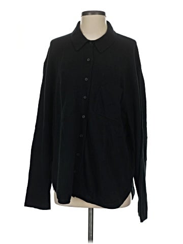 Gap Long Sleeve Button-Down Shirt (view 1)