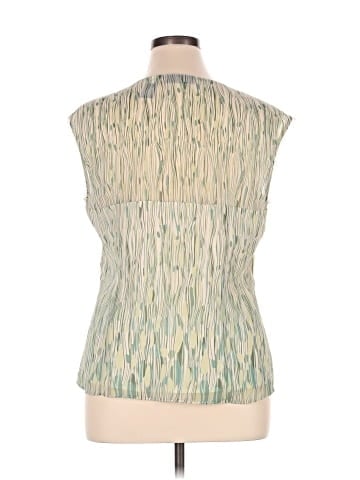 Axcess Tank Top (view 2)