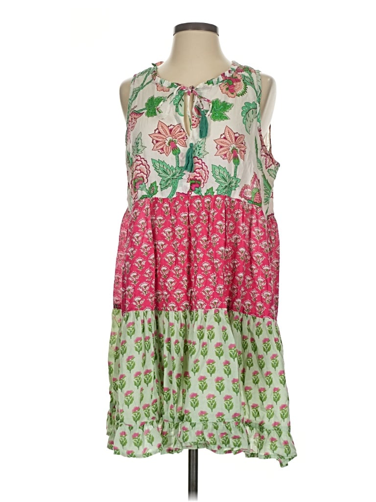 Pre-owned Tuckernuck Casual Dress In Green