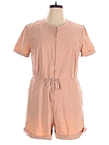 Gap Fit Romper (view 1)