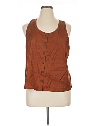 CAbi Sleeveless Button-Down Shirt (view 1)