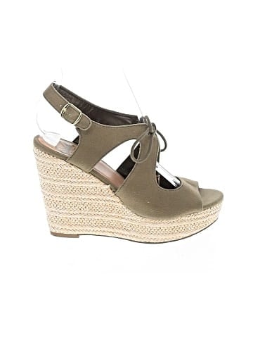 Fergalicious Wedges (view 1)