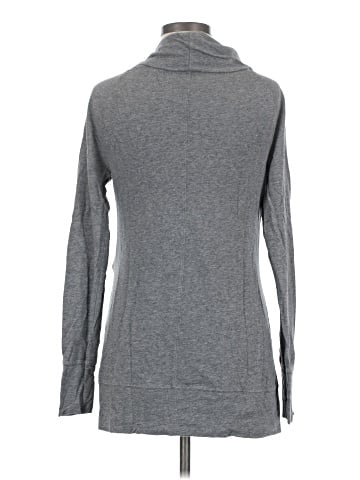Gap - Maternity Long Sleeve Turtleneck (view 2)