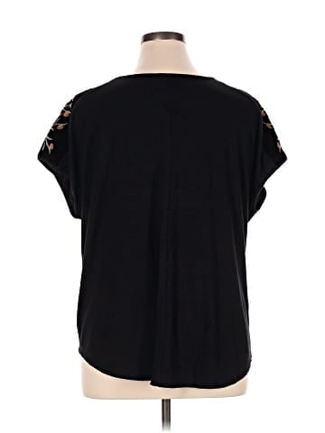 Knapp Studio Short Sleeve Top (view 2)