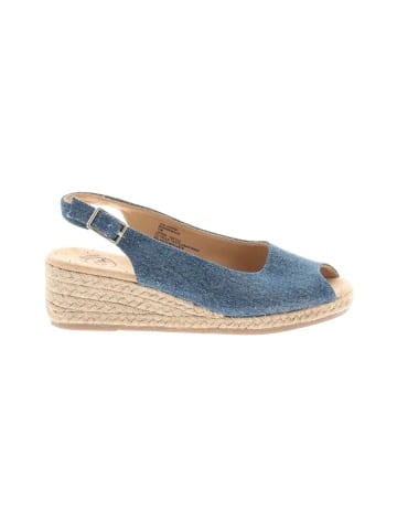 White Mountain Wedges (view 1)