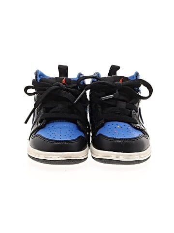 Air Jordan Sneakers (view 2)