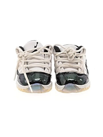 Air Jordan Sneakers (view 2)