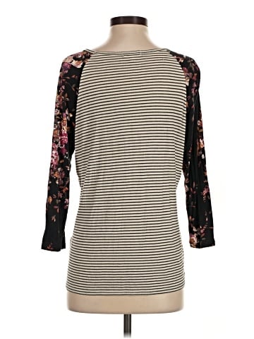 Eyeshadow 3/4 Sleeve Top (view 2)