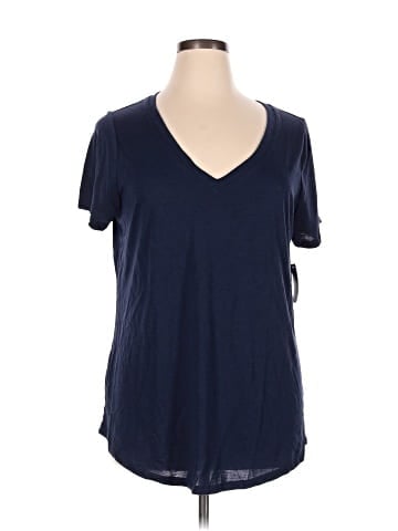 Torrid Short Sleeve T-Shirt (view 1)