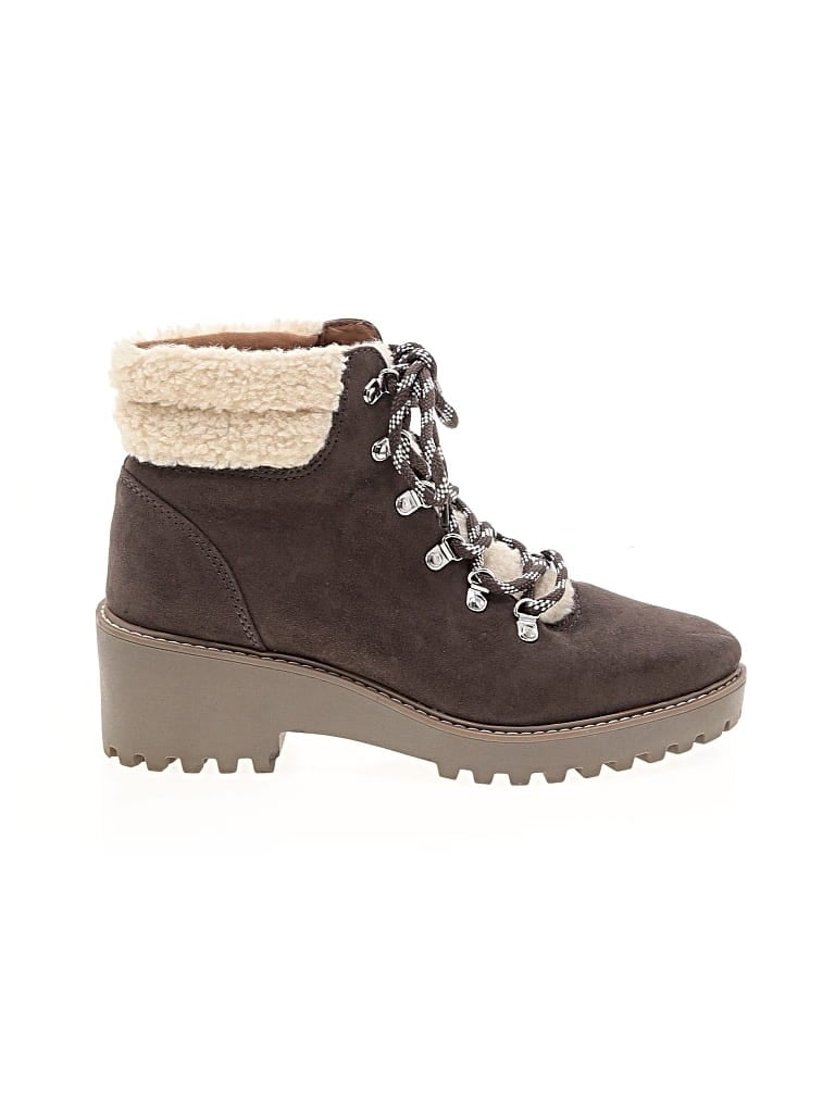 Pre-owned Universal Thread Ankle Boots In Brown