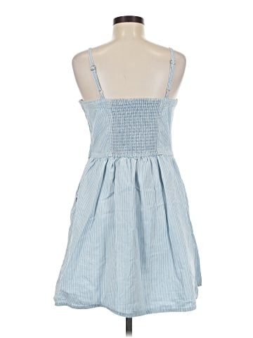 Levi's Casual Dress (view 2)