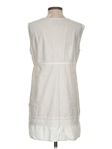 Limited Edition Sleeveless Blouse (view 2)