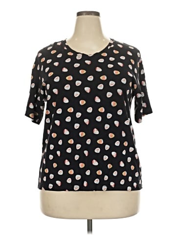 UT for Uniqlo Short Sleeve T-Shirt (view 1)