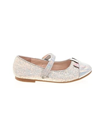 Unbranded Flats (view 1)