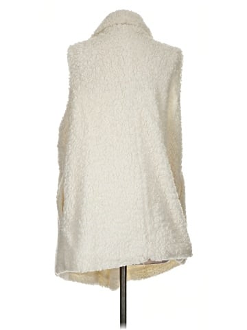 SOHO Apparel Ltd Faux Fur Vest (view 2)
