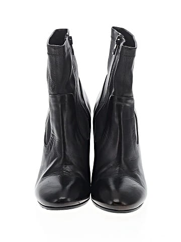 Vince. Ankle Boots (view 2)