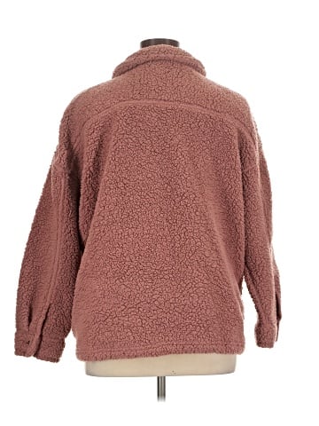 32 Degrees Poncho (view 2)