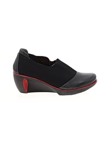 Naot Wedges (view 1)