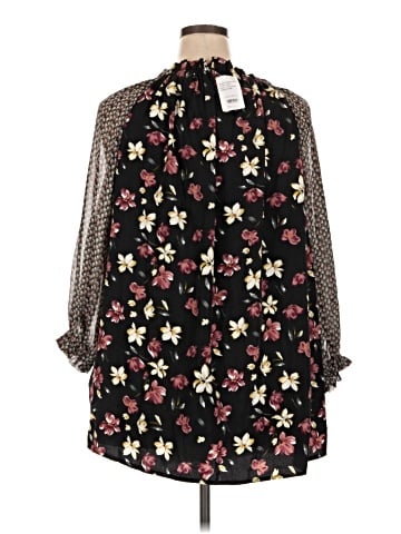 Suzanne Betro 3/4 Sleeve Blouse (view 2)