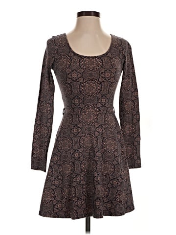 Forever 21 Casual Dress (view 1)