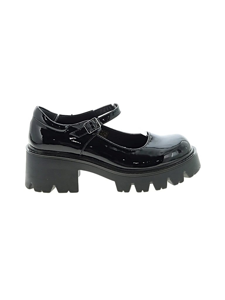 Pre-owned Dream Pairs Heels In Black