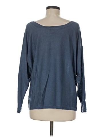 Feel The Piece Pullover Sweater (view 2)