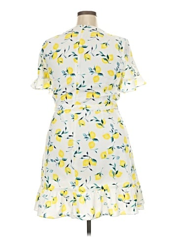 Banana Republic Casual Dress (view 2)