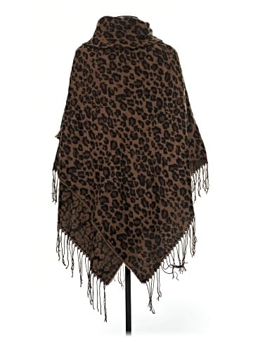 Collection Eighteen Poncho (view 2)