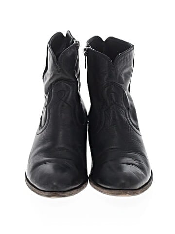 FRYE Ankle Boots (view 2)