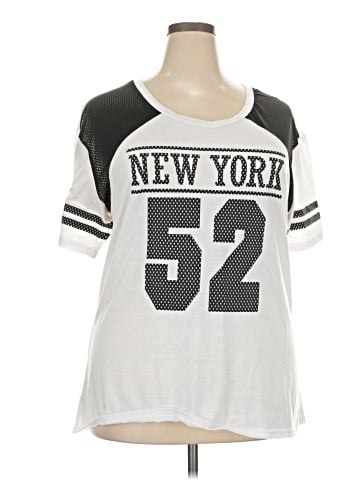 Bobbie Brooks Short Sleeve T-Shirt (view 1)