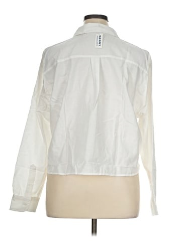 Old Navy Long Sleeve Button-Down Shirt (view 2)
