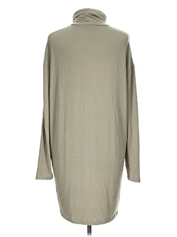 Wilfred Free Turtleneck Sweater (view 2)