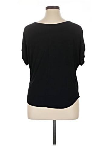 Wet Seal Short Sleeve T-Shirt (view 2)