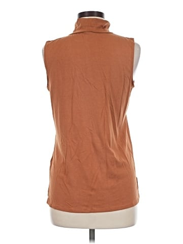 North Style Sleeveless Top (view 2)