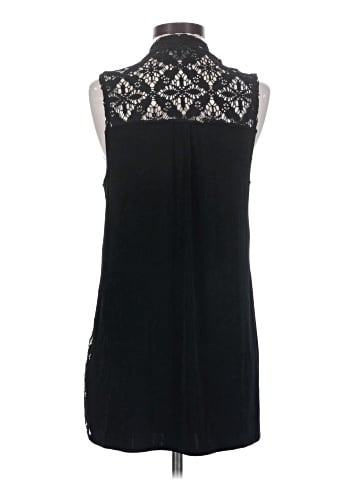 Travelers by Chico's Sleeveless T-Shirt (view 2)