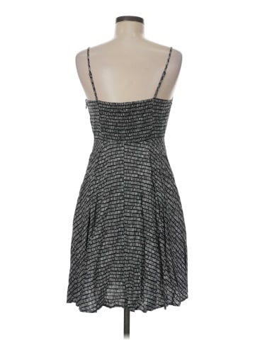 Old Navy Casual Dress (view 2)