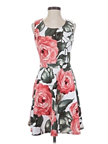 Gilli Cocktail Dress (view 1)