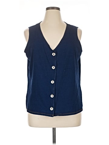 Cyrus Sleeveless Button-Down Shirt (view 1)