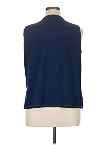 Cyrus Sleeveless Button-Down Shirt (view 2)