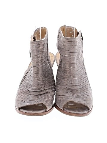 Paul Green Heels (view 2)