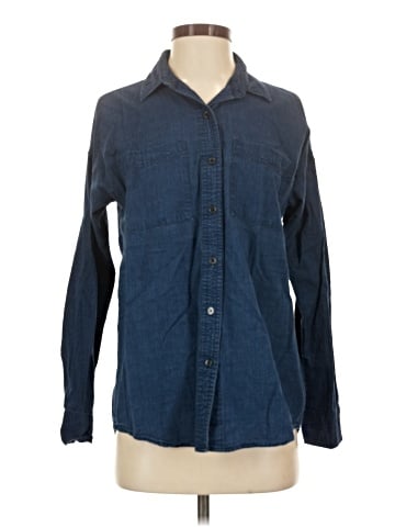 Old Navy Long Sleeve Button-Down Shirt (view 1)